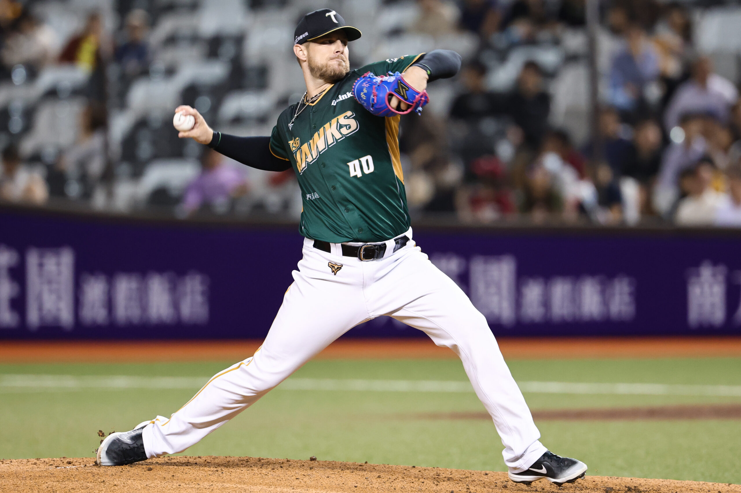 Read more about the article 後勁7局失1分好投 台鋼雄鷹4：1逆轉勝樂天桃猿