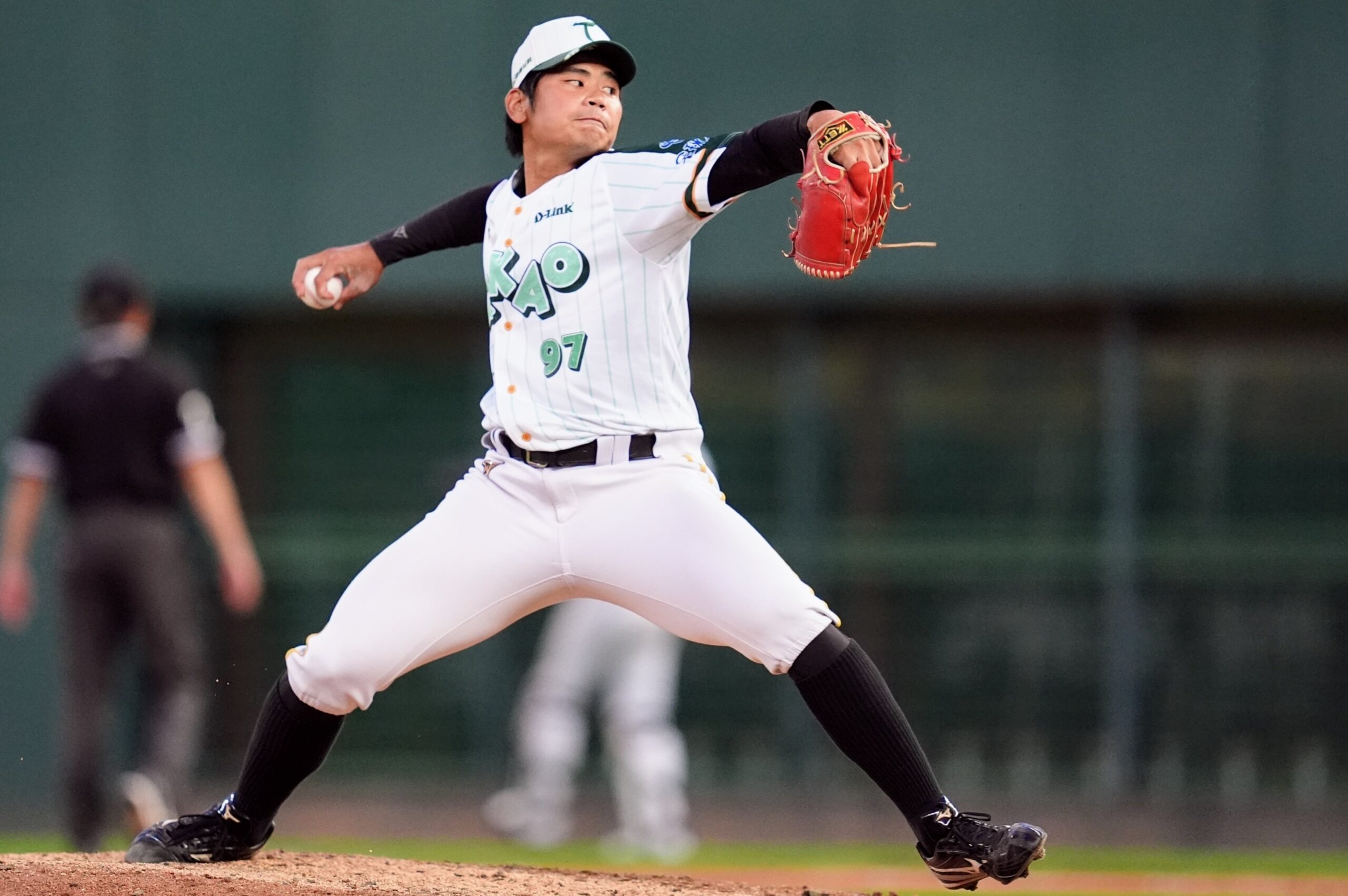 Read more about the article 隊史唯一自培轉正投手 黃勃睿迎接生涯初登板