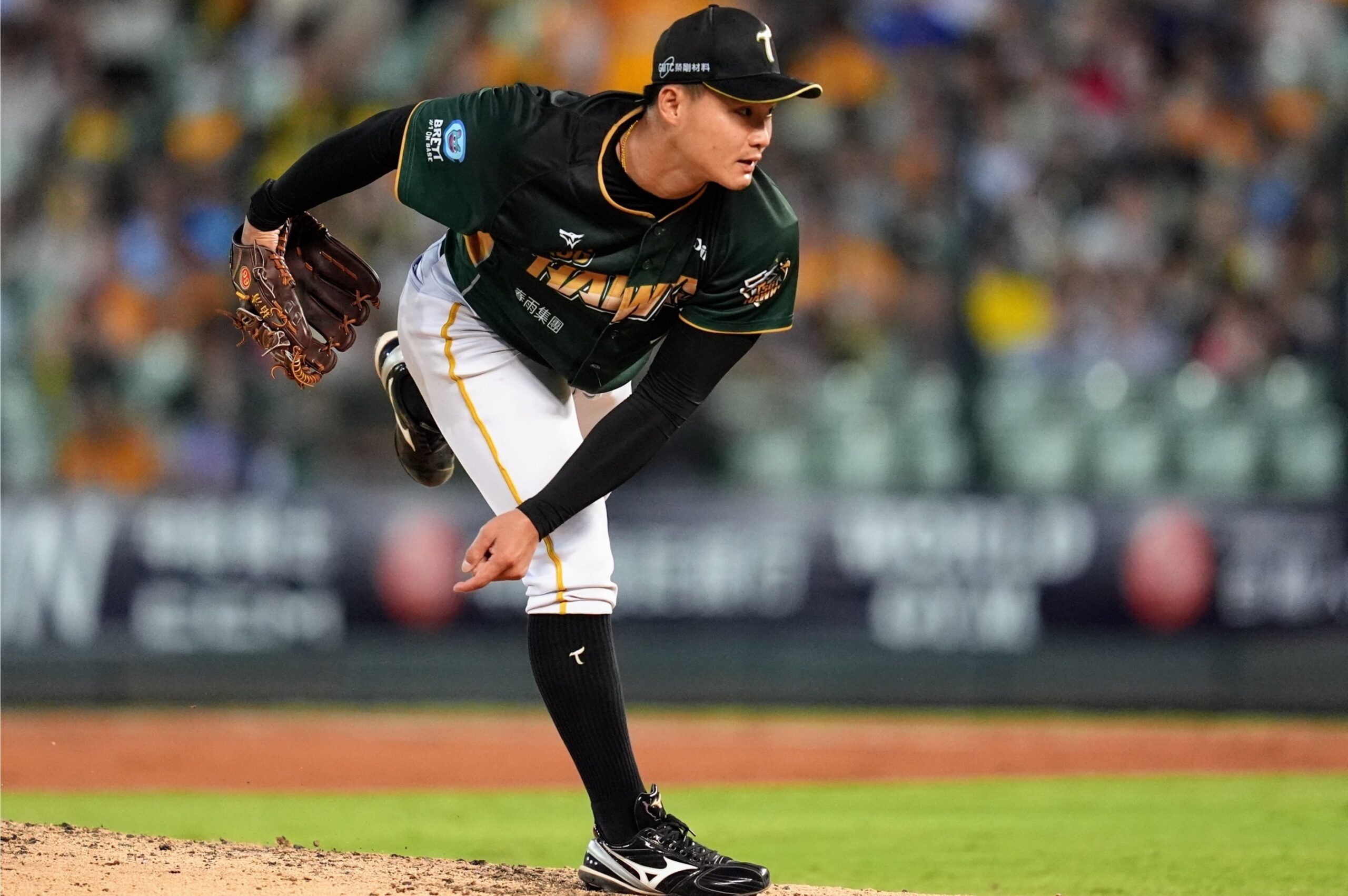 Read more about the article 關鍵時刻登板化解失分危機 陳柏清本季首獲單場MVP