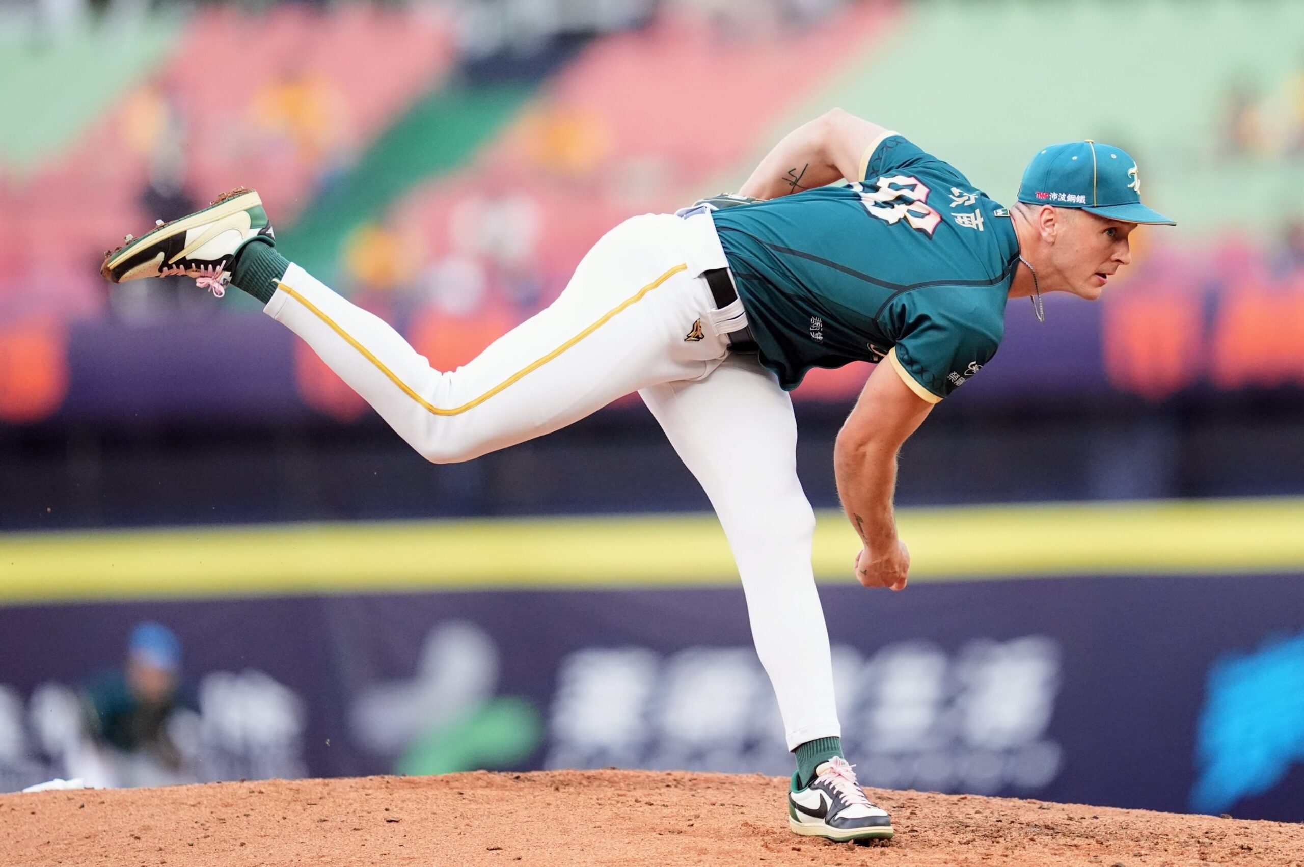 Read more about the article 坎南7局無失分好投 台鋼雄鷹2：0戰勝中信兄弟