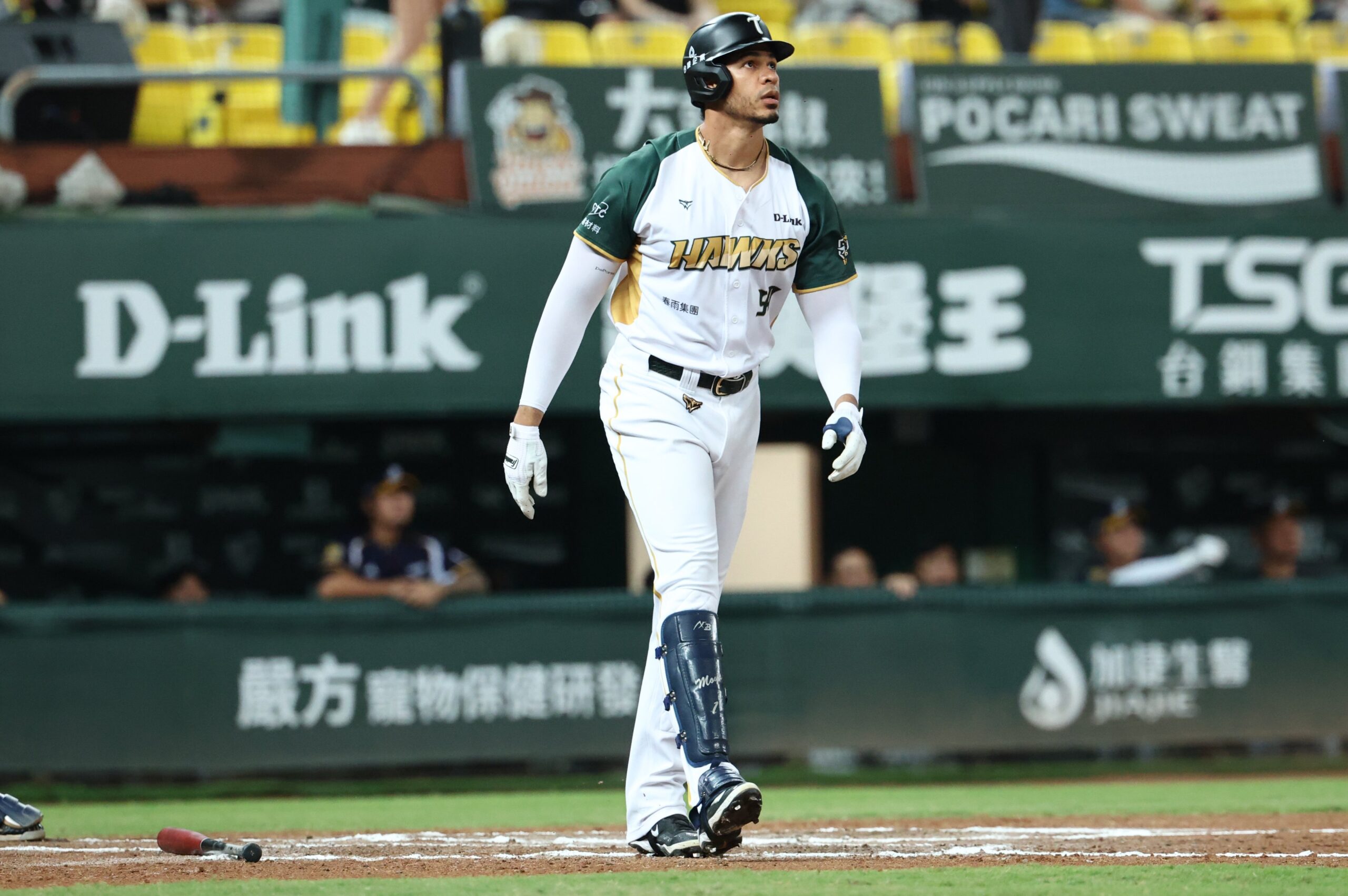 Read more about the article 魔鷹席當日放送雙響砲 魔鷹單場猛灌5打點