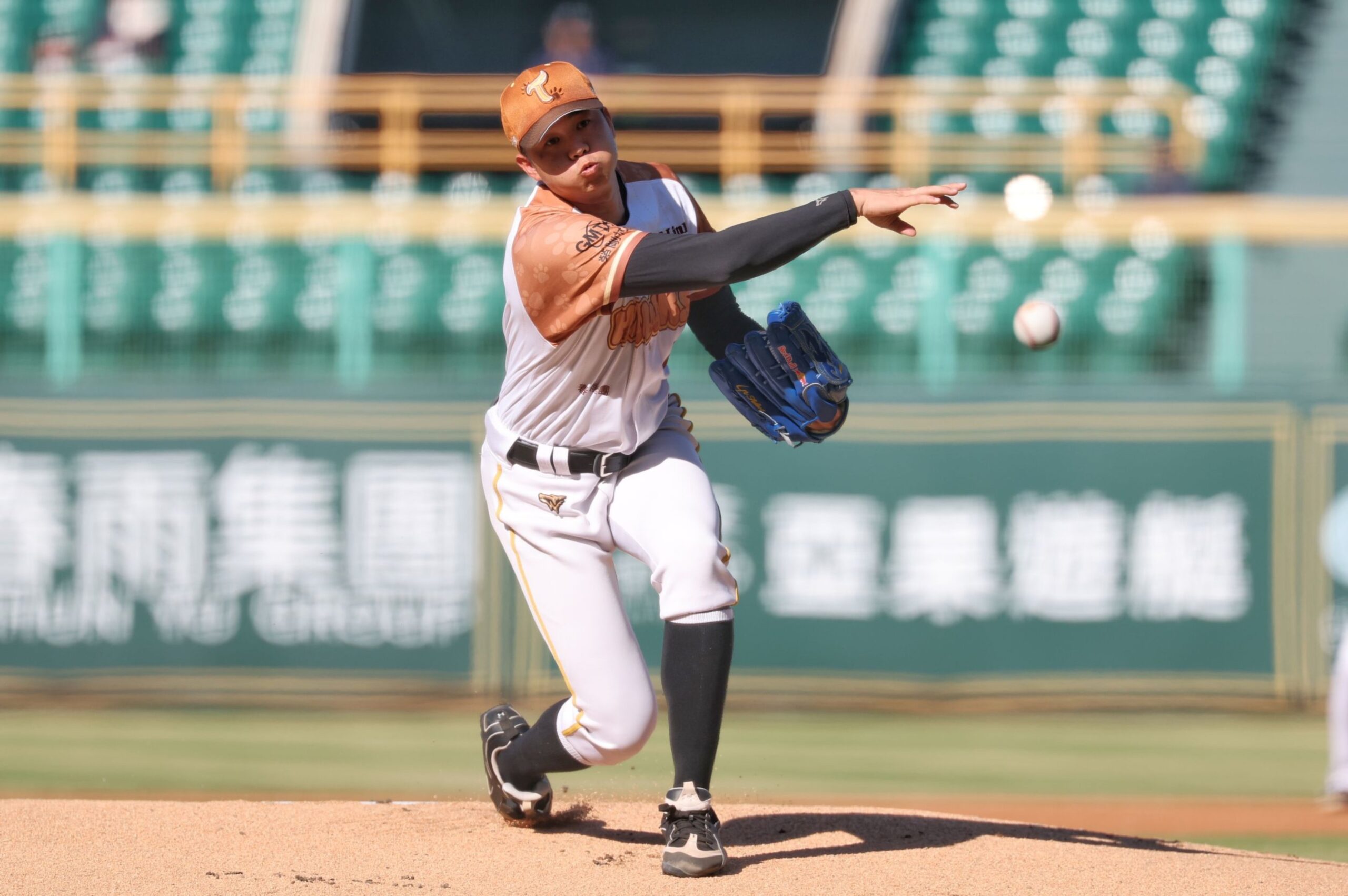 Read more about the article 黃子鵬6局無失分壓制 連22局無失分創個人新高