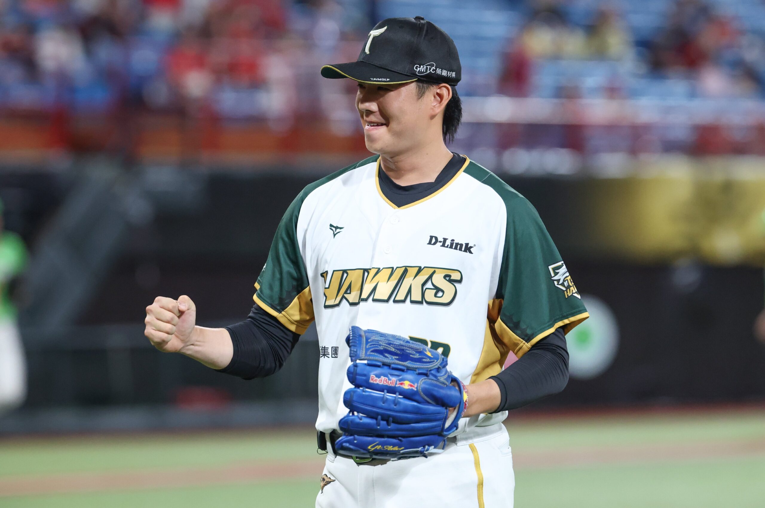 Read more about the article 黃子鵬7局失1分展現壓制力 台鋼雄鷹2：1戰勝味全龍